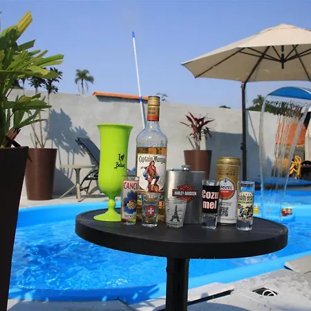 Pousada Captain Morgan Pontal Do Sul Com Piscina Pontal do Parana Exterior photo