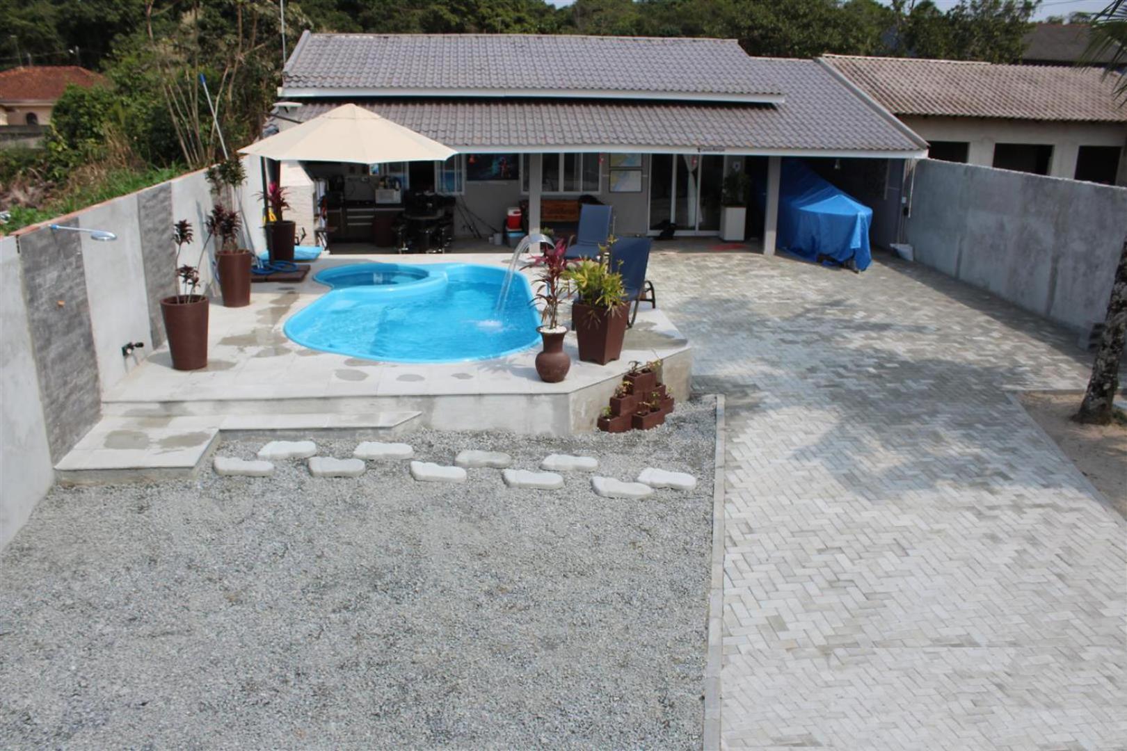 Captain Morgan Pontal Do Sul Com Piscina
