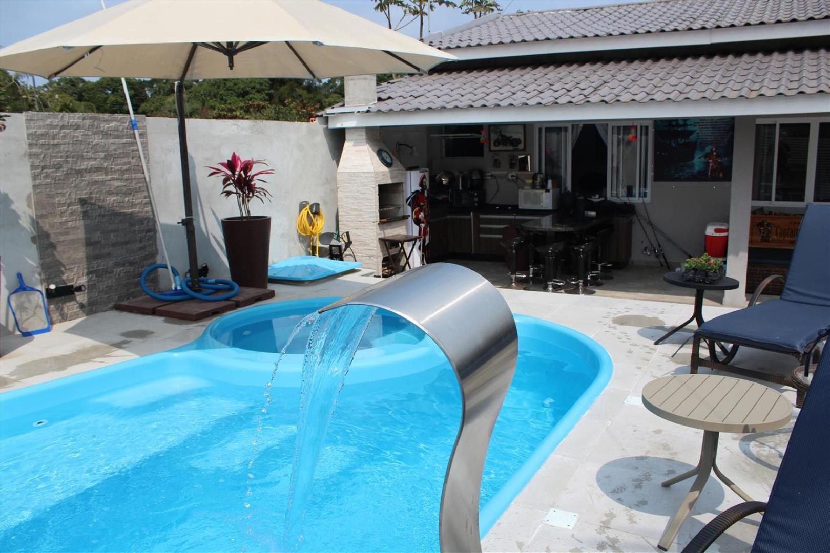 Apartment Captain Morgan Pontal Do Sul Com Piscina