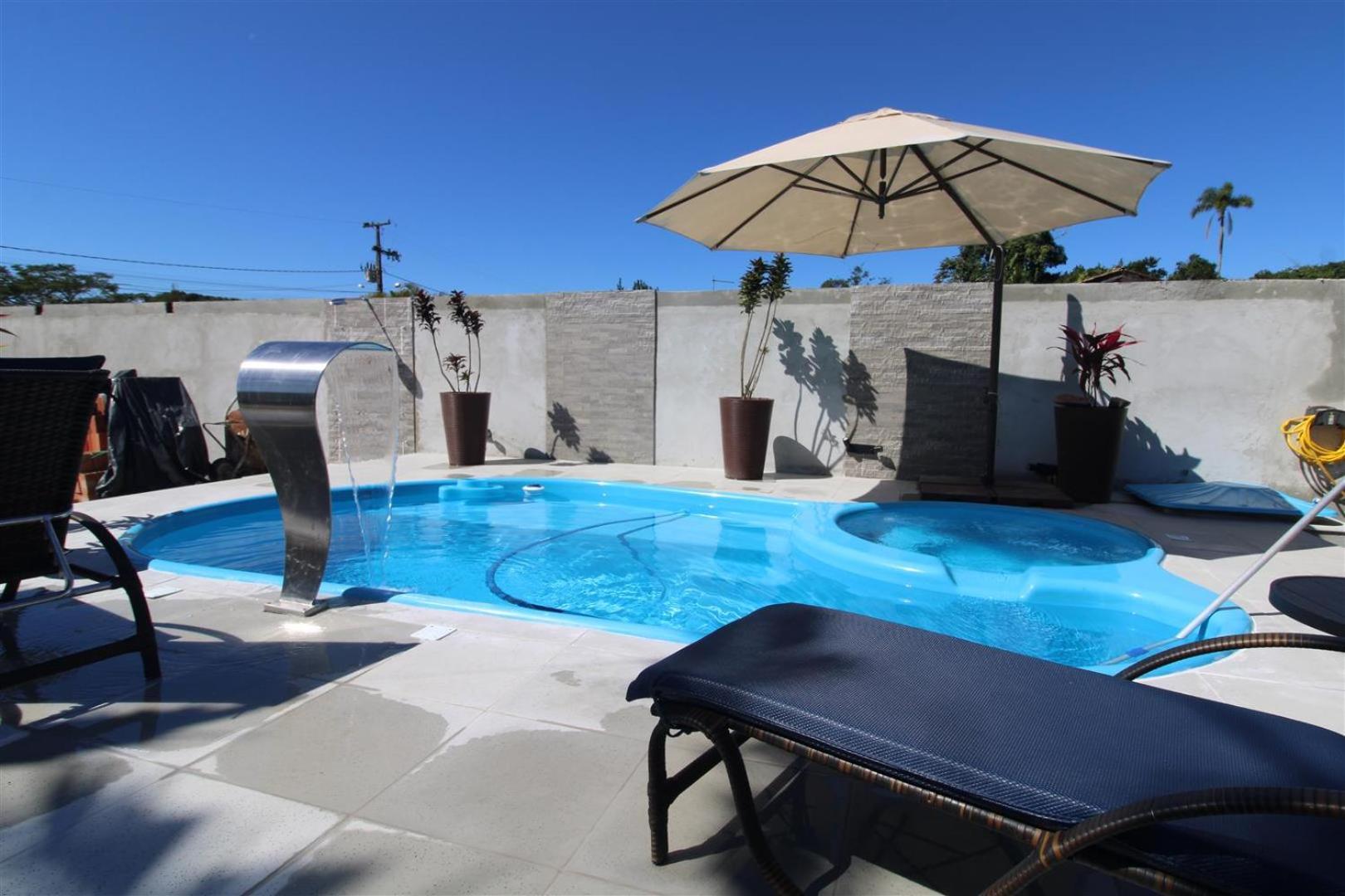 Captain Morgan Pontal Do Sul Com Piscina Apartment *